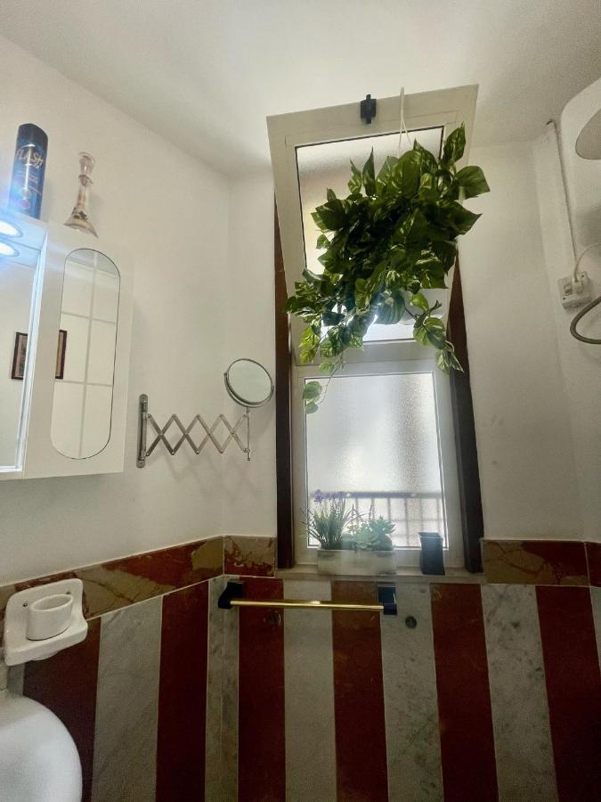 Maya'S Apartment Close To Ballaro Market And Central Station باليرمو المظهر الخارجي الصورة
