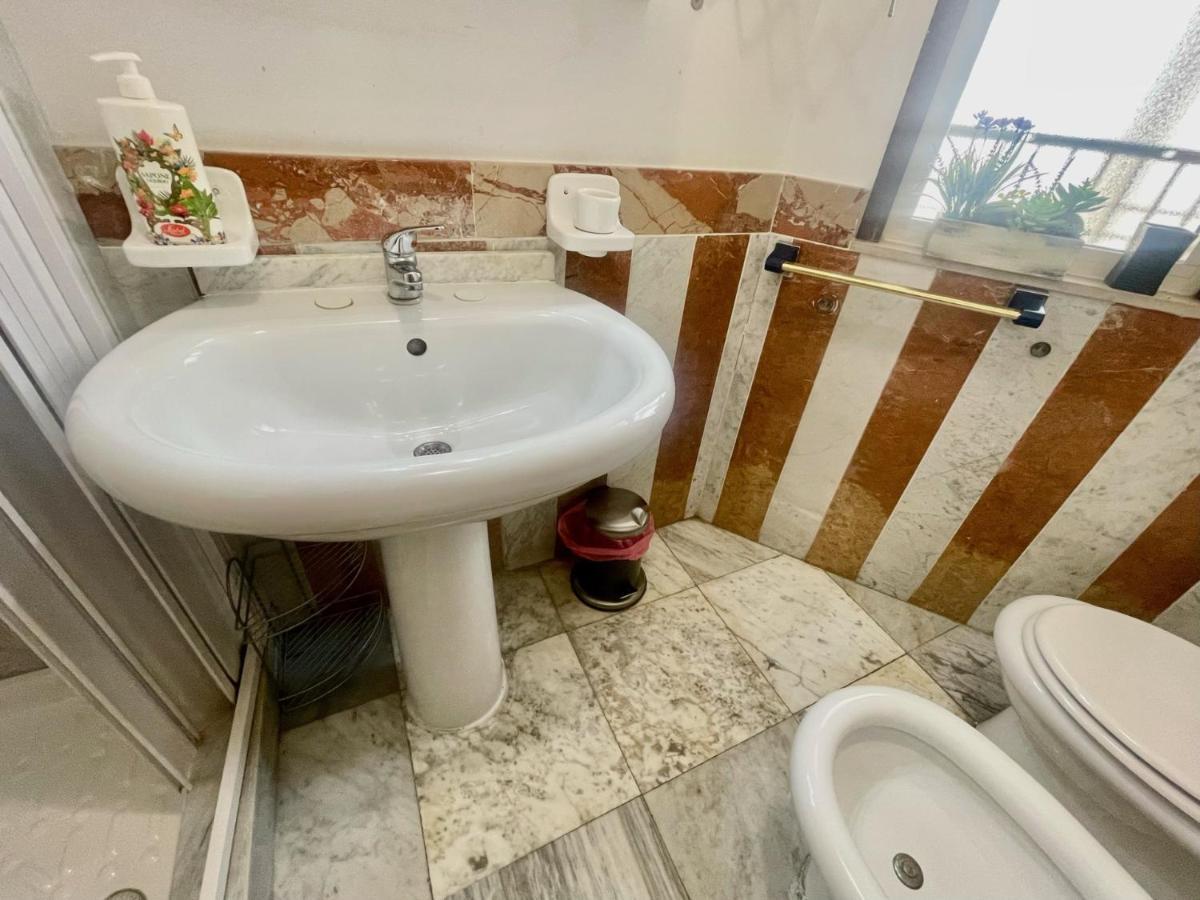 Maya'S Apartment Close To Ballaro Market And Central Station باليرمو المظهر الخارجي الصورة