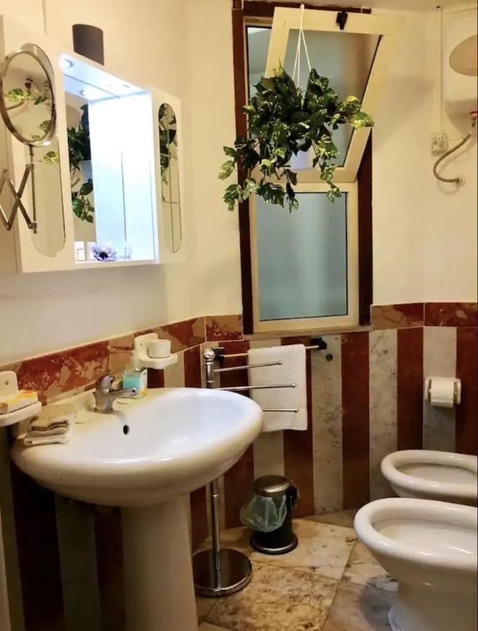 Maya'S Apartment Close To Ballaro Market And Central Station باليرمو المظهر الخارجي الصورة